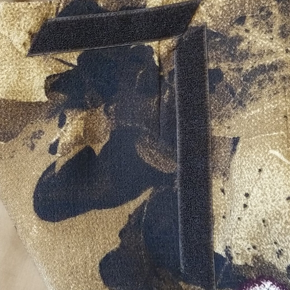 Moschino Leaf Pattern Wool Wrap Skirt - Picture 11 of 13